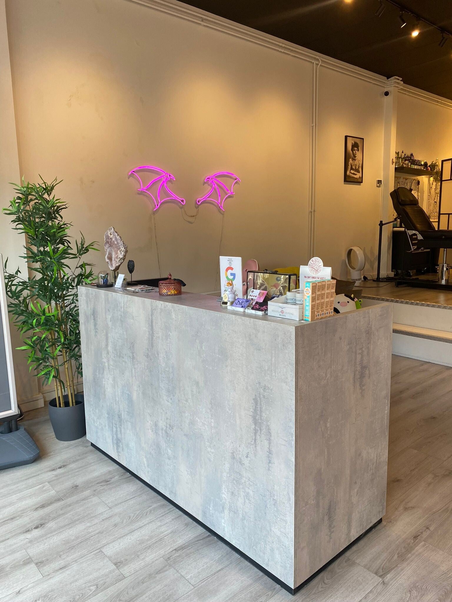 In de studio van Fempire Tattoo Studio, Bussum
